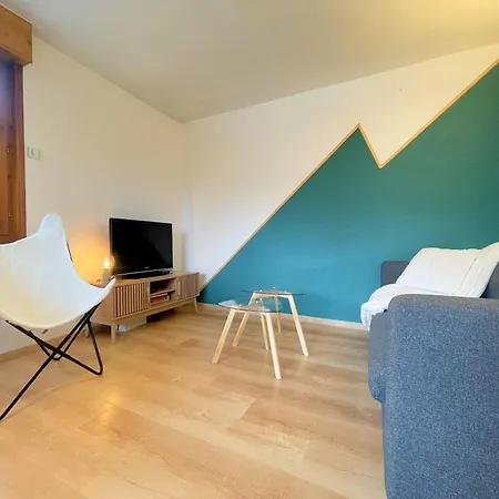 Apartment Renove Au Centre Du Village Avec Balcon Et Acces Skibus - Fr-1-624-145 Samoens